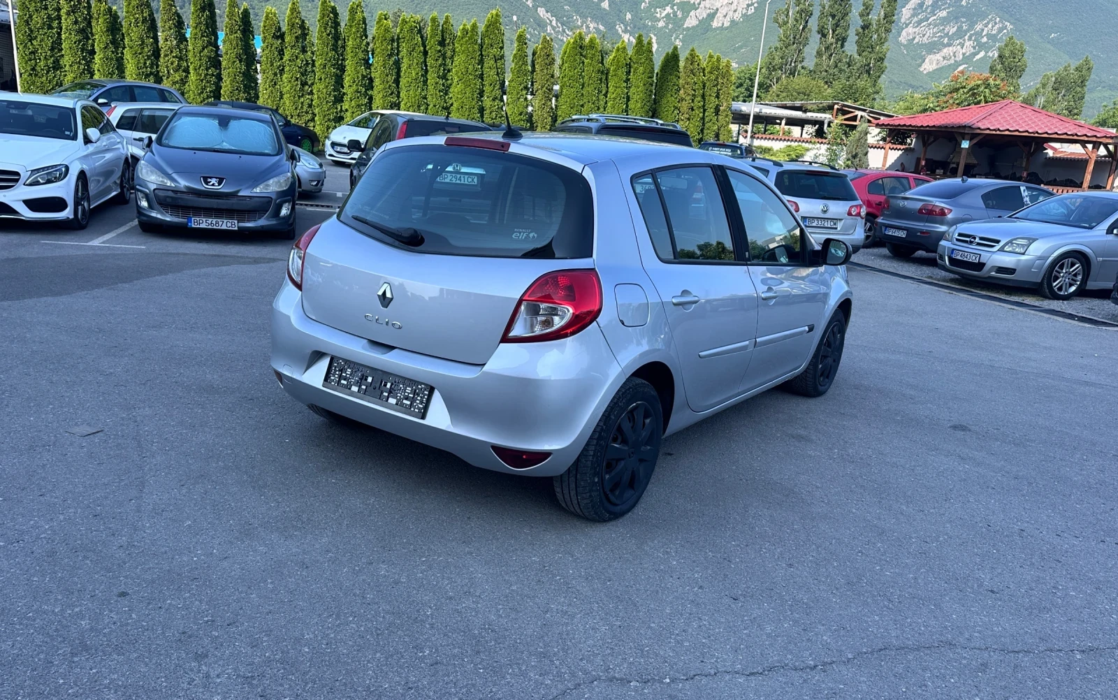 Renault Clio 1.2i GAZ - НАВИГАЦИЯ - РЕАЛНИ КИЛОМЕТРИ - изображение 5