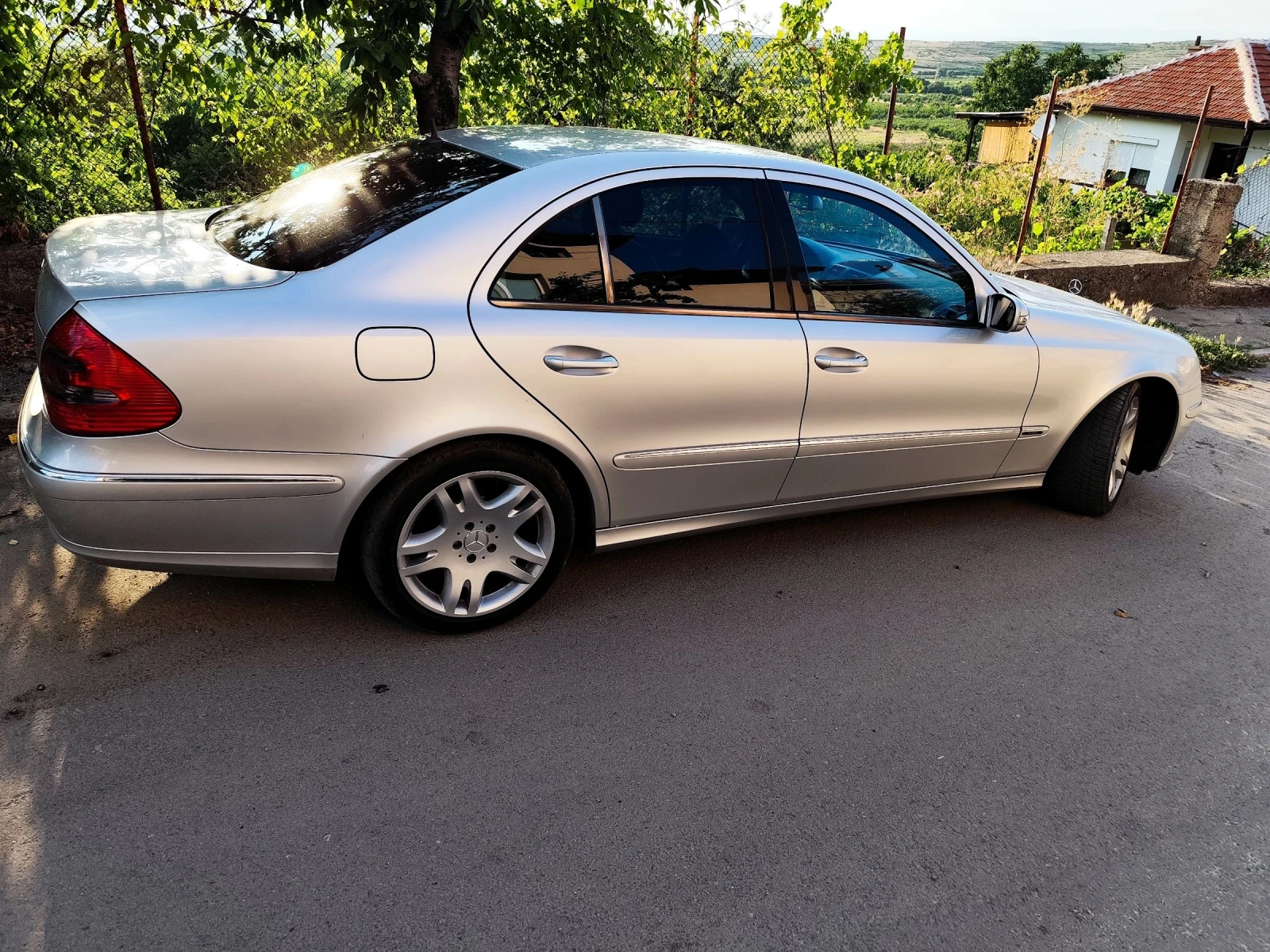 Mercedes-Benz E 270 E270 CDI - изображение 3