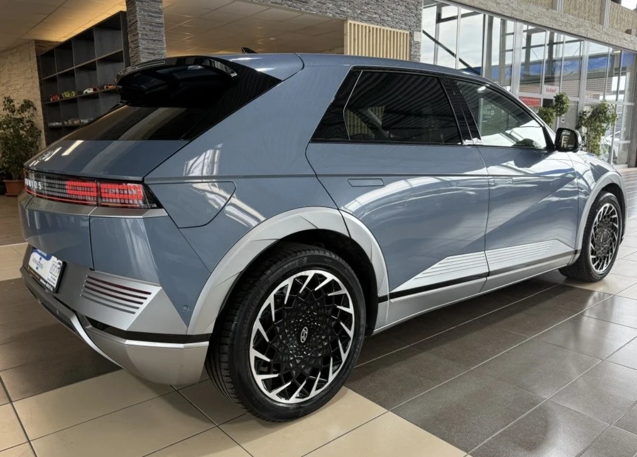 Hyundai Ioniq 5 UNIQ* 77.4KW* 325H.P.* AWD* ГАРАНЦИЯ* PANO* 20INCH - изображение 3