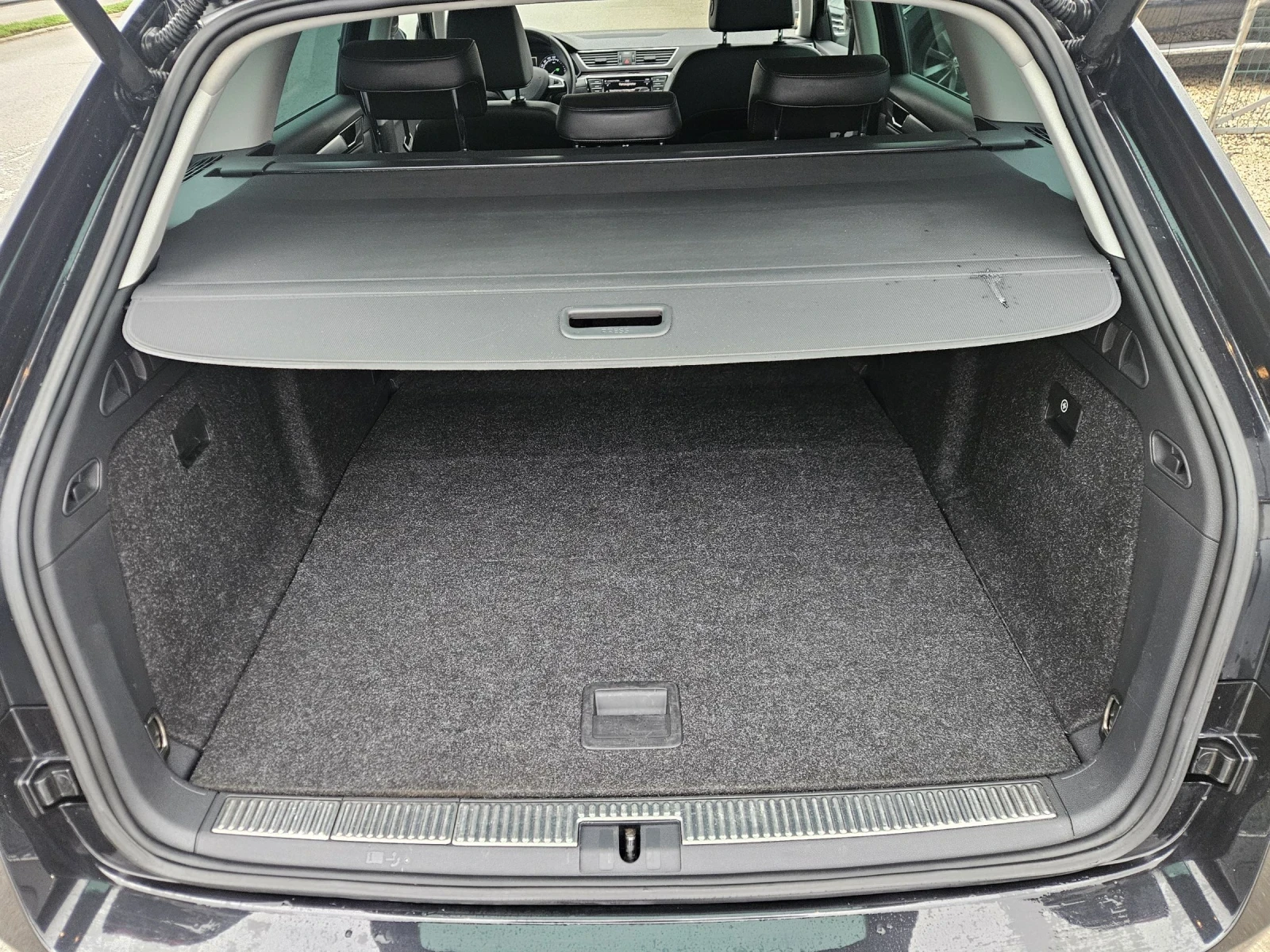 Skoda Superb 2.0 I  280 k.c. 4?4 | Mobile.bg � ����������� 15