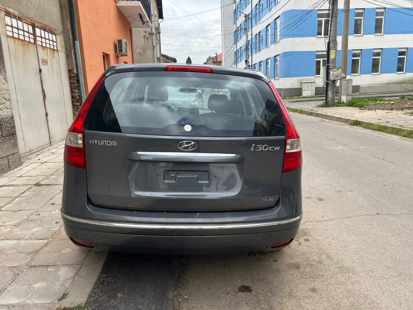 Hyundai I30 1.4i, снимка 5 - Автомобили и джипове - 53767344