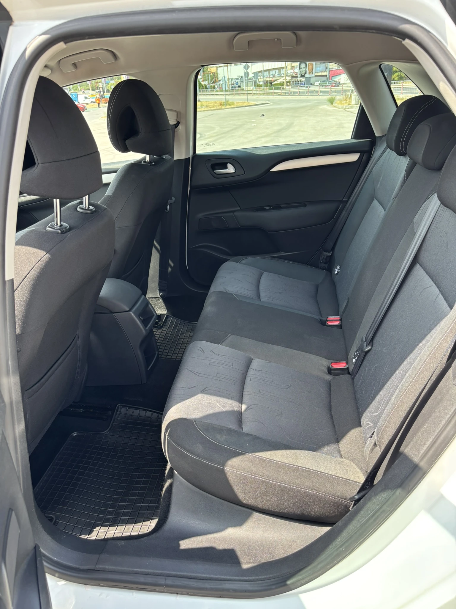 Citroen C4, снимка 15 - Автомобили и джипове - 53928705