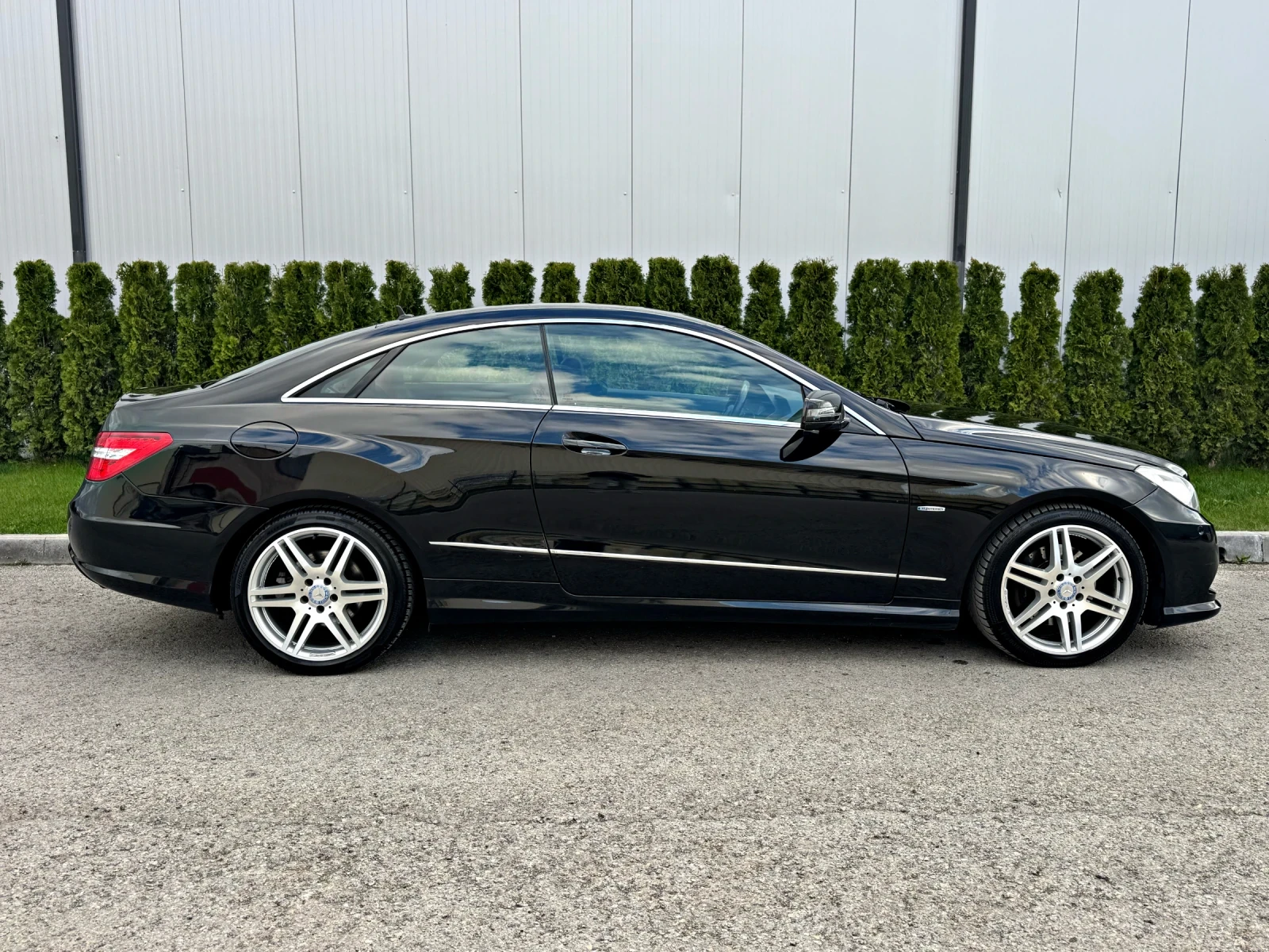 Mercedes-Benz E 350 CDI AMG/7G-Tronic/Coupe/ШВЕЙЦАРИЯ!!!, снимка 7 - Автомобили и джипове - 54159703