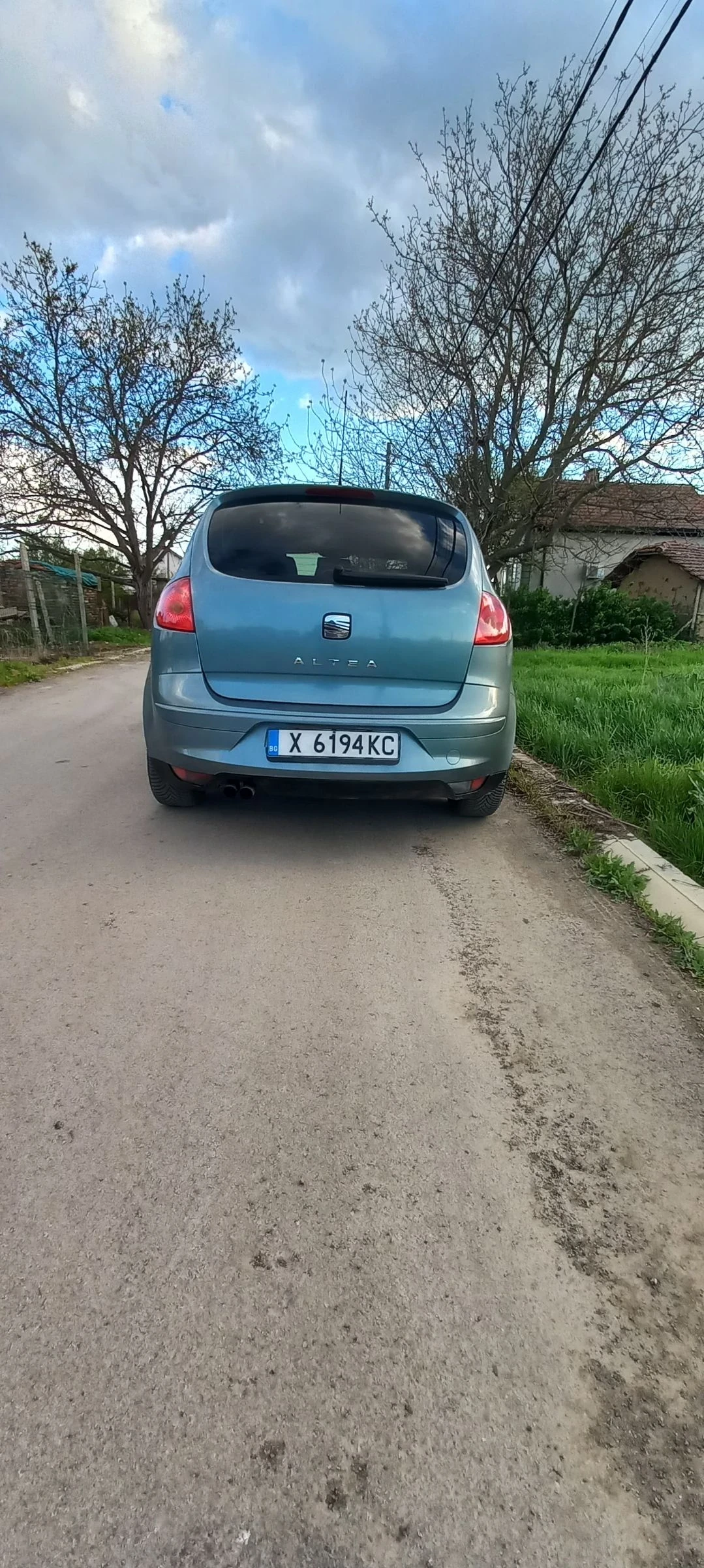 Seat Altea 1.9tdi, снимка 17 - Автомобили и джипове - 54323559