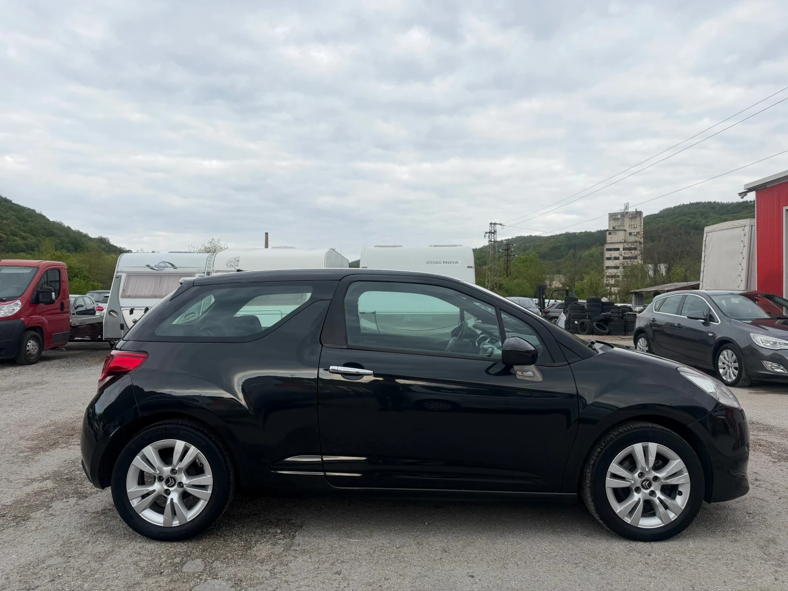 DS DS 3 1.4HDI, снимка 2 - Автомобили и джипове - 54381913