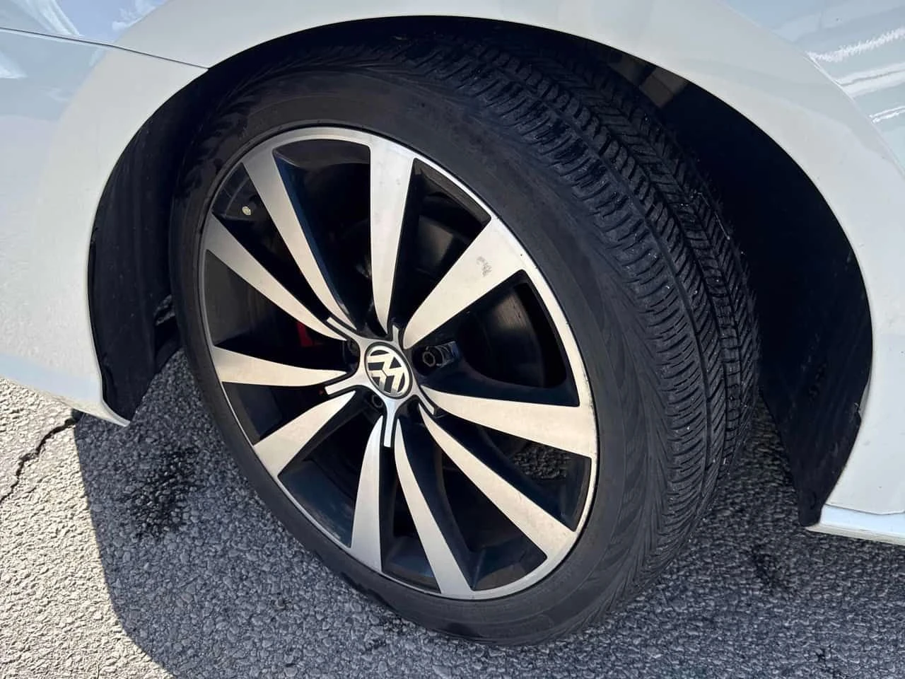 VW Passat * GT * CARFAX * ЦЕНА ДО БГ, снимка 13 - Автомобили и джипове - 54520942
