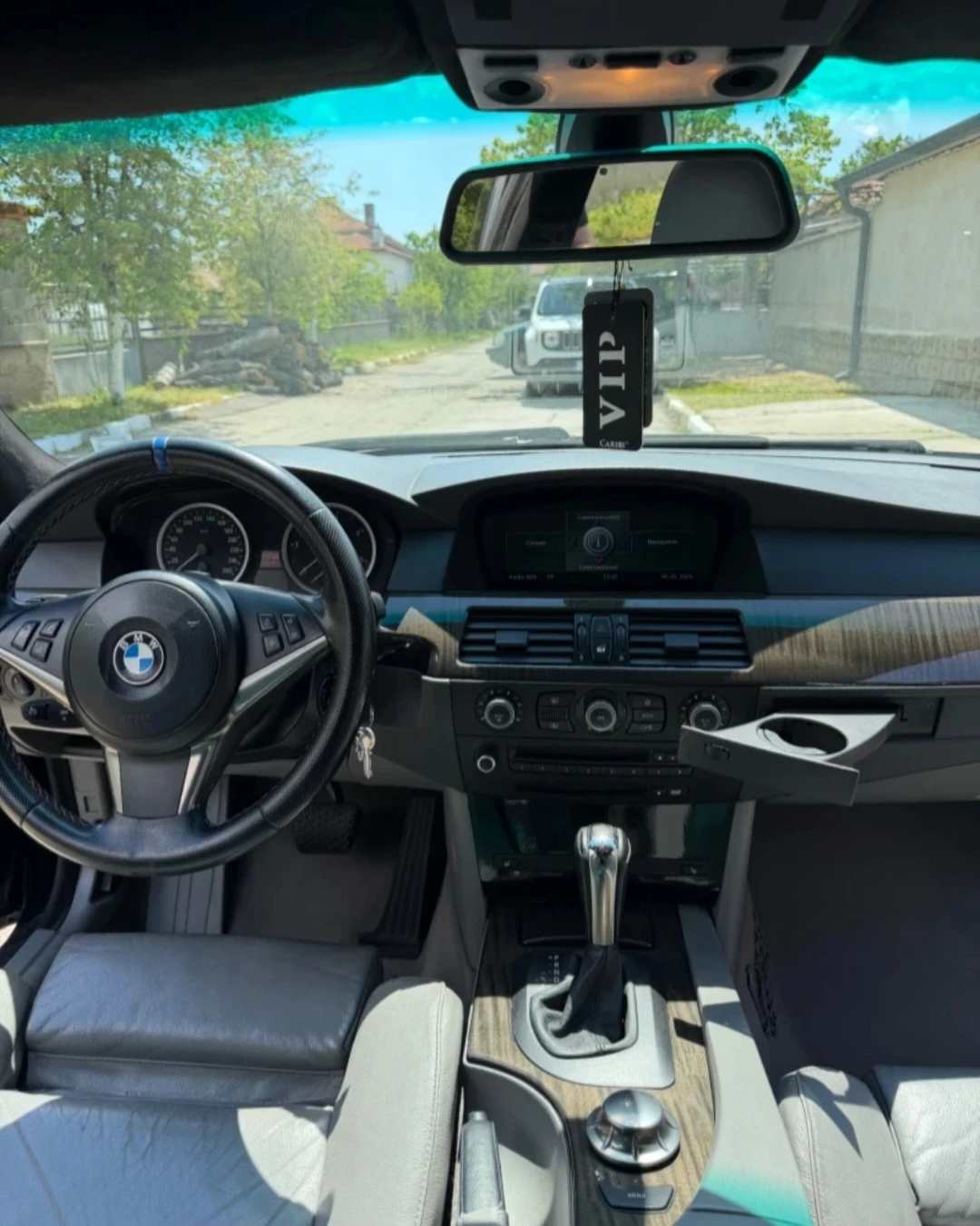 BMW 530, снимка 11 - Автомобили и джипове - 54692605