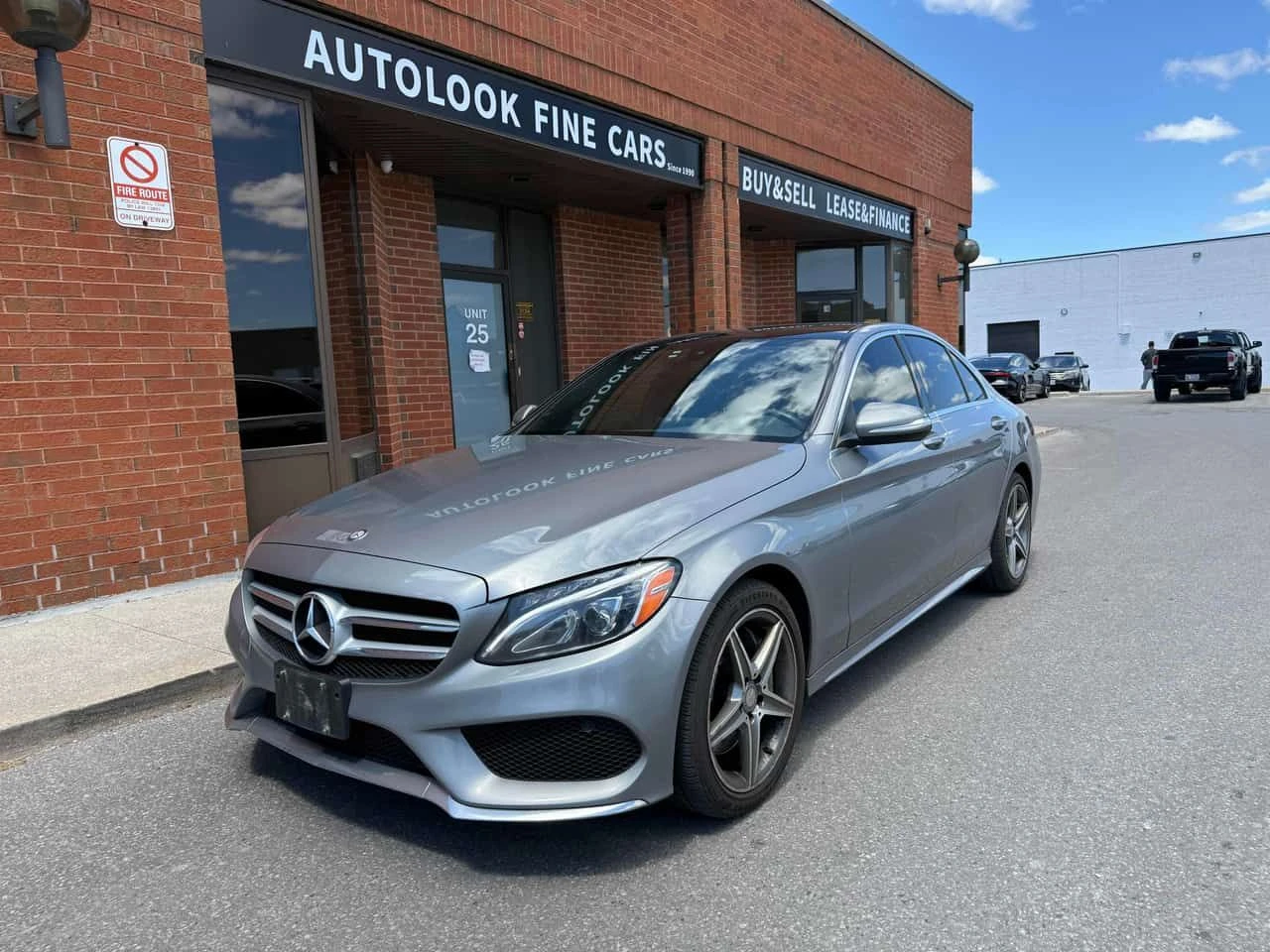 Mercedes-Benz C 300 * CARFAX * ЦЕНА ДО БГ