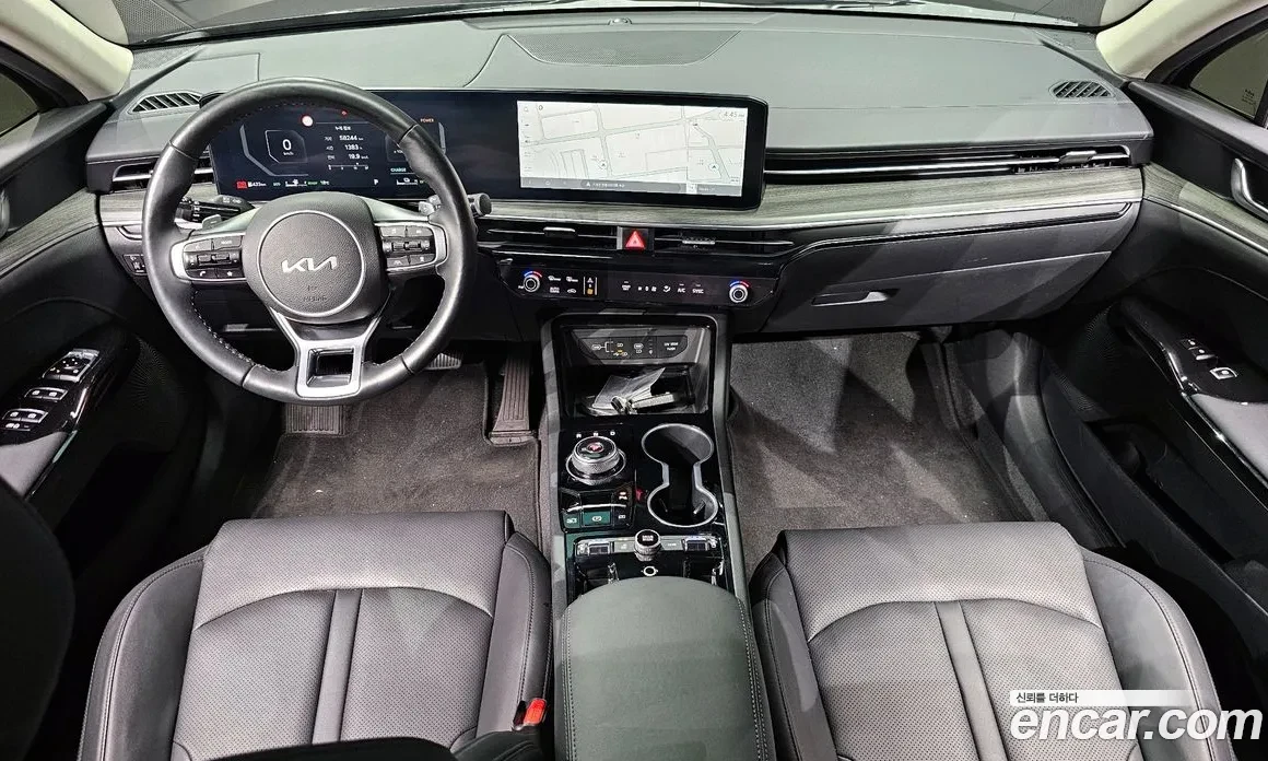 Kia K5 * NOBLESSE* HYBRID* DIS* 360* LANE* ASSIST* ОБДУХВ, снимка 9 - Автомобили и джипове - 54978707
