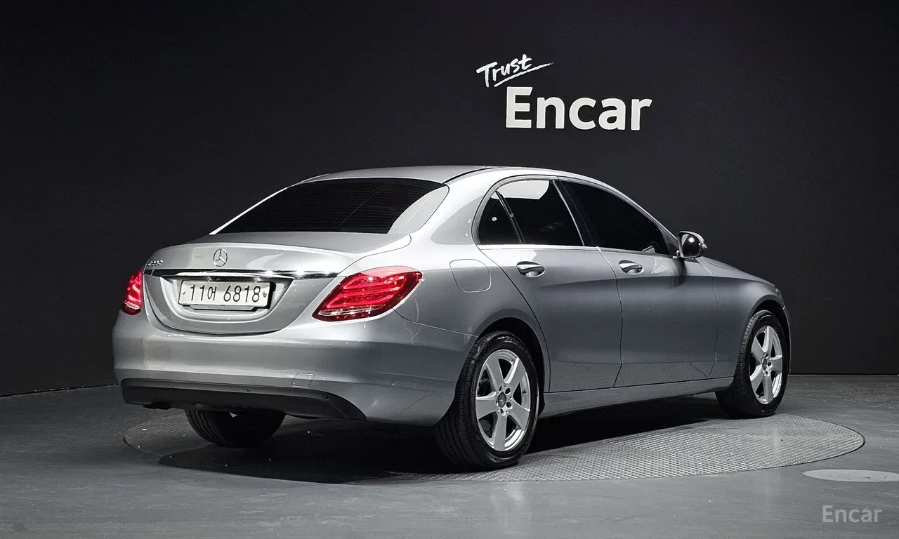 Mercedes-Benz C 200 Avantgarde | 7G-TRONIC | КОЖЕН САЛОН | PARKTRONIC , снимка 2 - Автомобили и джипове - 55057262