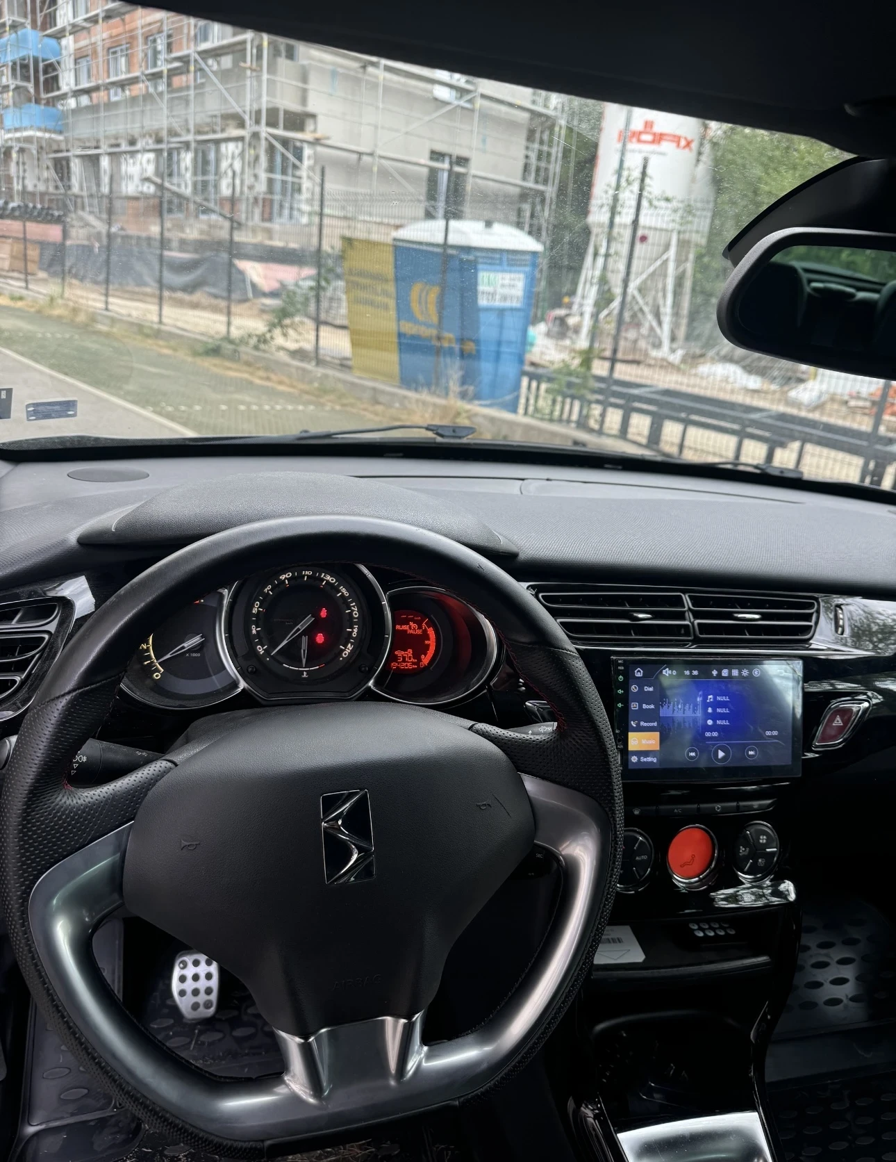 Citroen DS3, снимка 3 - Автомобили и джипове - 55771710
