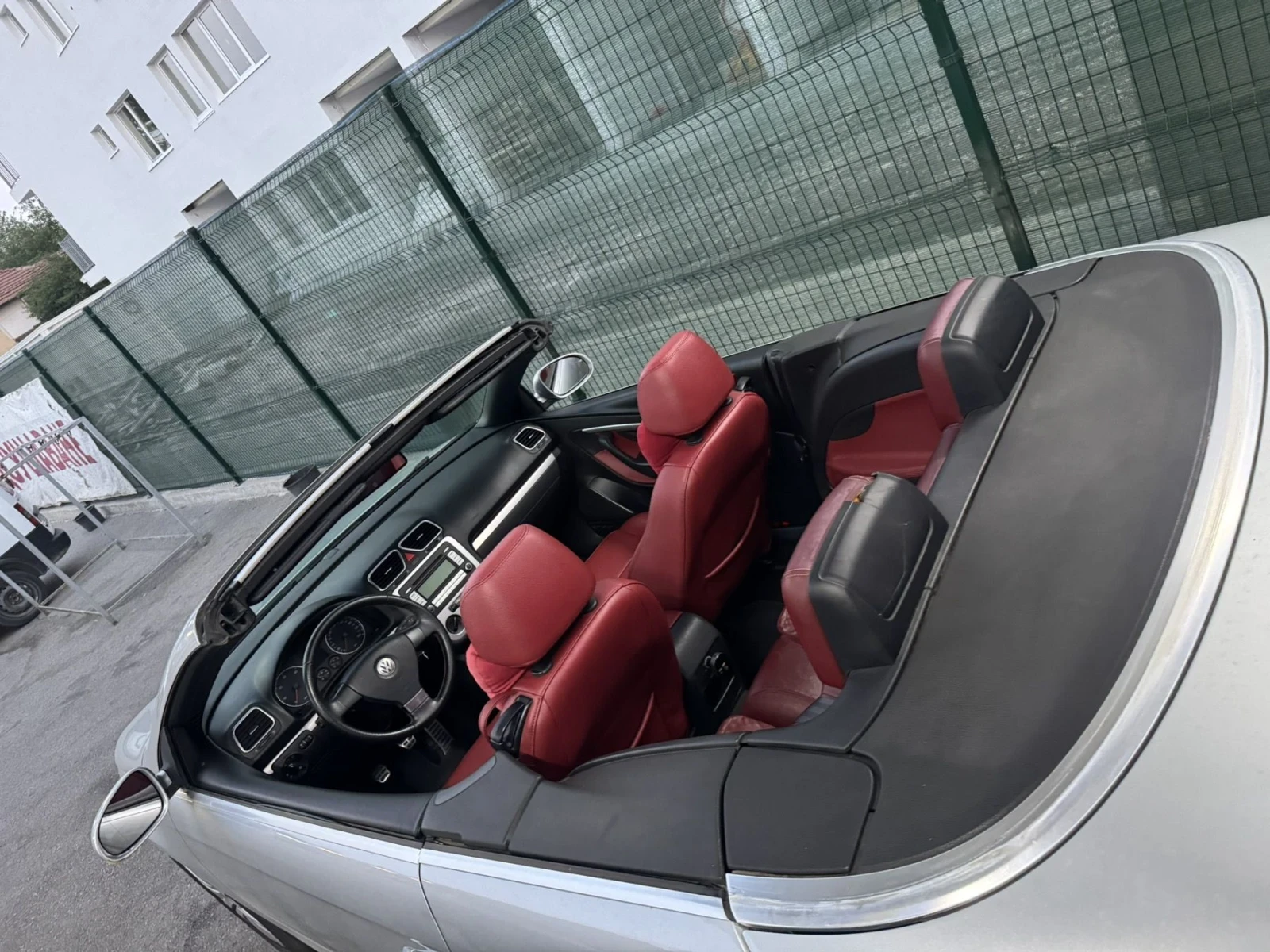 VW Eos 2.0 TDI CABRIO, снимка 12 - Автомобили и джипове - 55973637