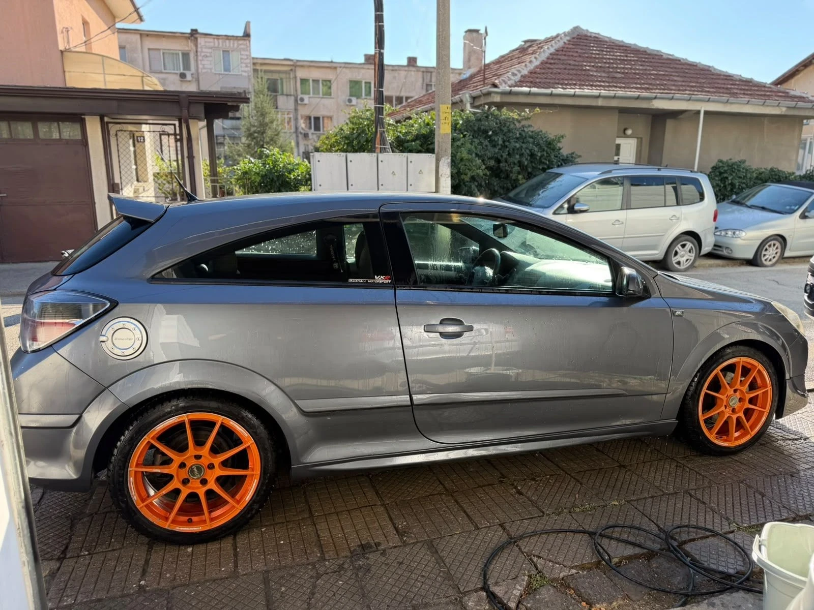 Opel Astra GTC 1.6 , снимка 9 - Автомобили и джипове - 56120249