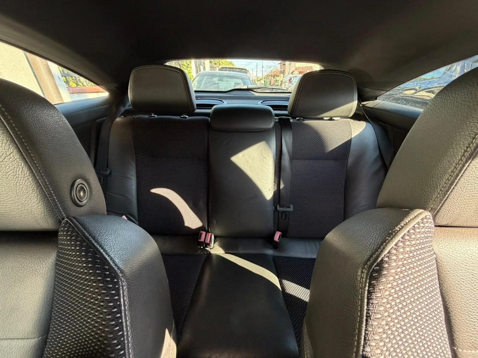 Opel Astra GTC 1.6 , снимка 13 - Автомобили и джипове - 56120249