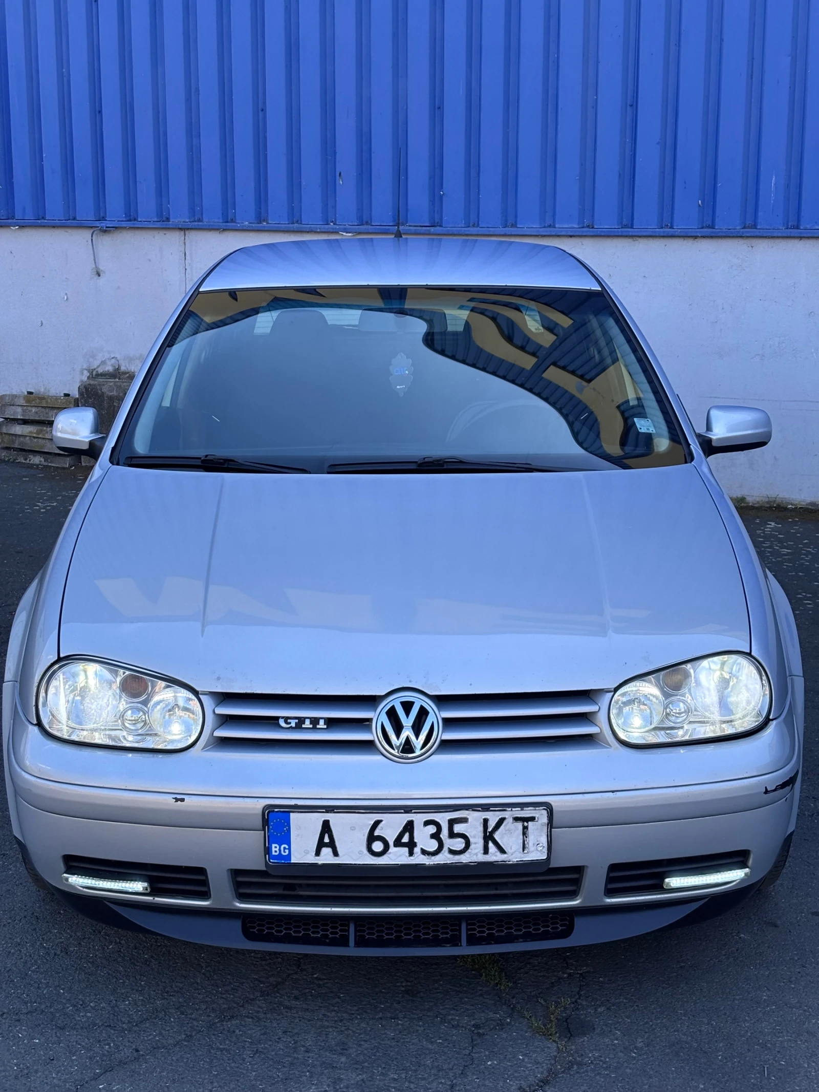 VW Golf