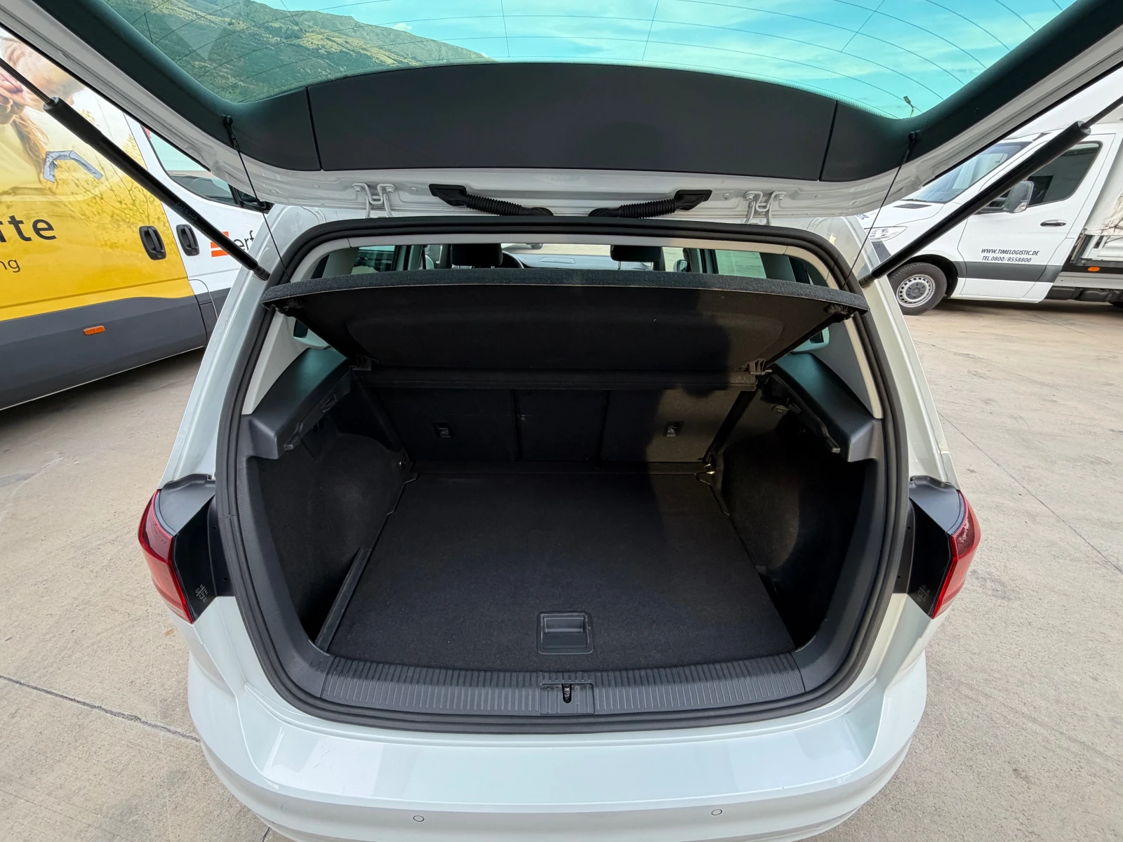 VW Sportsvan 2.0TDI!DSG!FULL!ТОП!ГЕРМАНИЯ!, снимка 7 - Автомобили и джипове - 56218708