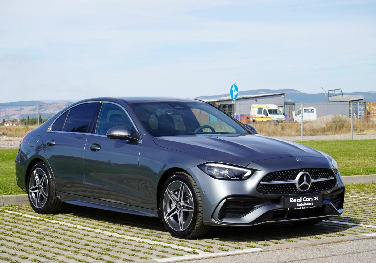 Mercedes-Benz C 220 D* AMG* CAMERA* НОВ , снимка 3 - Автомобили и джипове - 56327471