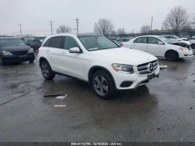  Mercedes-Benz GLC 30...