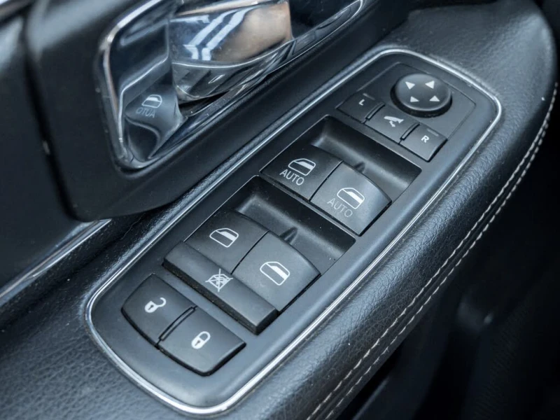 Dodge RAM 1500 Laramie CAM* ОБДУХВАНЕ* ПОДГРЕВ* KEYLESS* ALPINE* , снимка 11 - Автомобили и джипове - 52442548