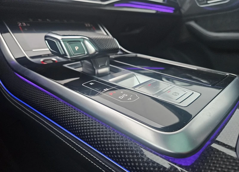 Audi SQ8 4.0TFSI Quattro, снимка 8 - Автомобили и джипове - 53184455