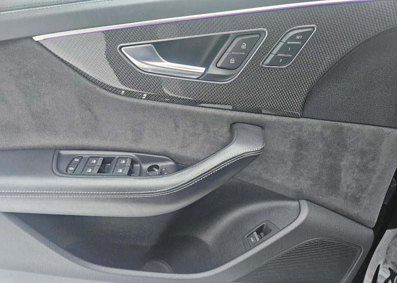 Audi SQ8 4.0TFSI Quattro, снимка 9 - Автомобили и джипове - 53184455