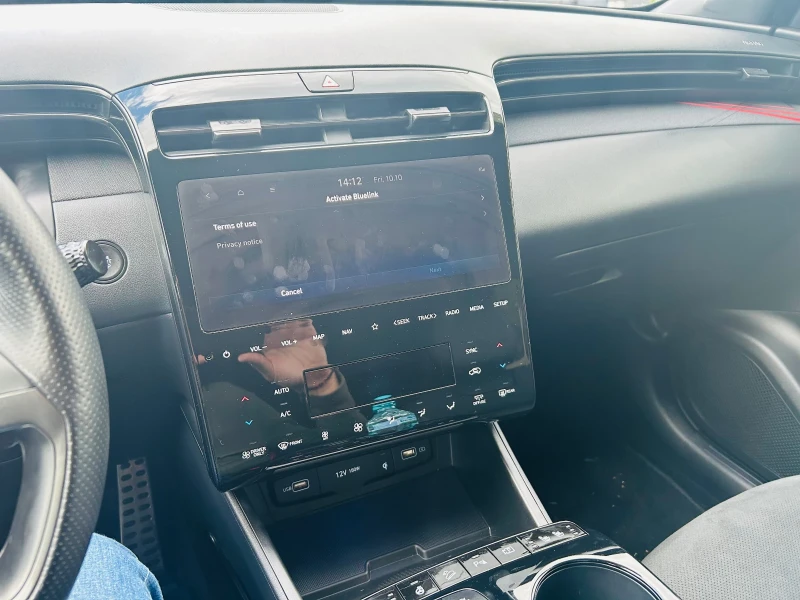 Hyundai Tucson, снимка 10 - Автомобили и джипове - 53288761