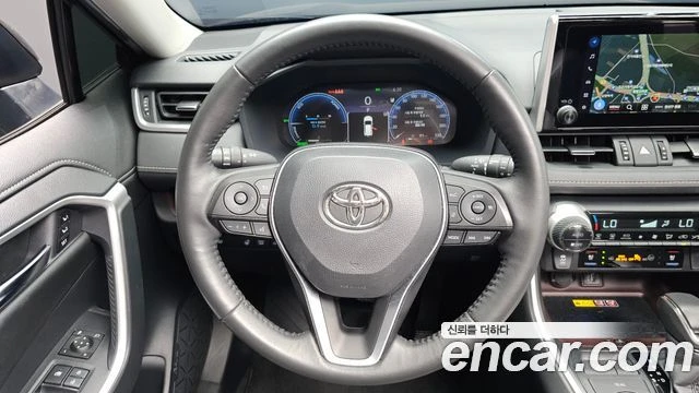 Toyota Rav4 Hybrid 4x4| DIGITAL| КАМЕРА| ОБДУХ| DIST| PANO, снимка 6 - Автомобили и джипове - 55846054