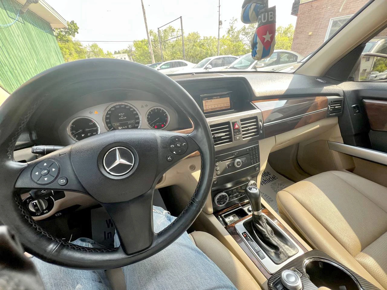 Mercedes-Benz GLK  * 350* CarFax * * АвтоКредит - изображение 10