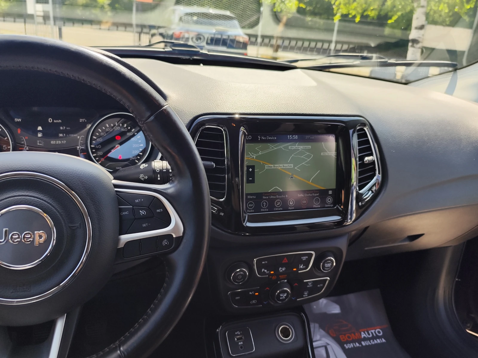 Jeep Compass 1.6D* TURBO* LED* NAVI* DISTRONIC* LIMITED*  - изображение 7
