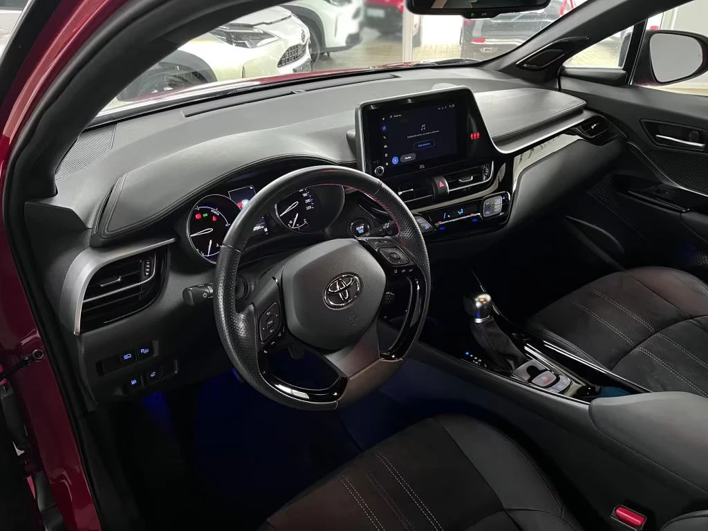 Toyota C-HR 2.0/GR-SPORT/184HP/HYBRID/CARPLAY/LED/KEYLESS/508f - изображение 10