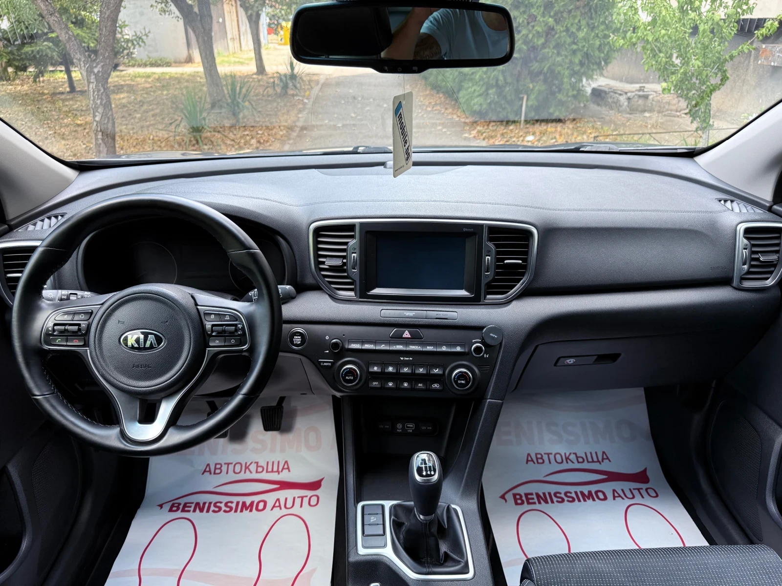 Kia Sportage * 1.7CRDI* PANORAMA* CAMERA* NAVI* KOJA* SMOKY GRE - изображение 8