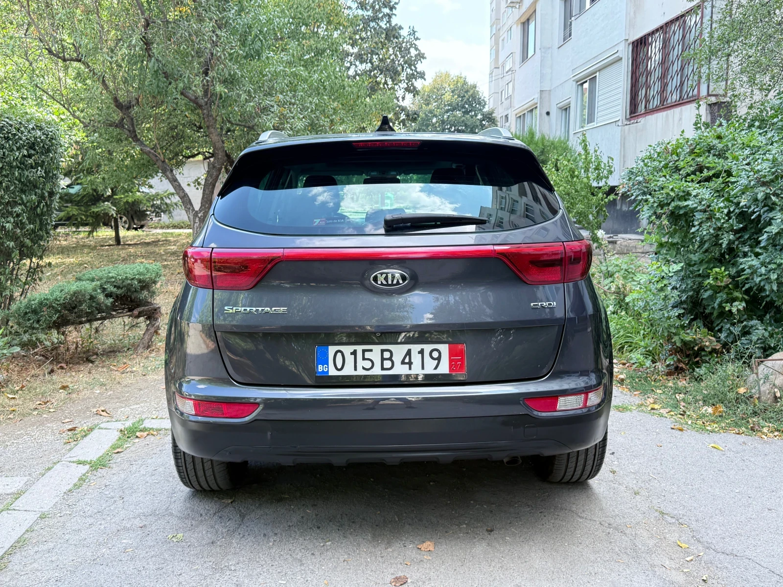 Kia Sportage * 1.7CRDI* PANORAMA* CAMERA* NAVI* KOJA* SMOKY GRE - изображение 5