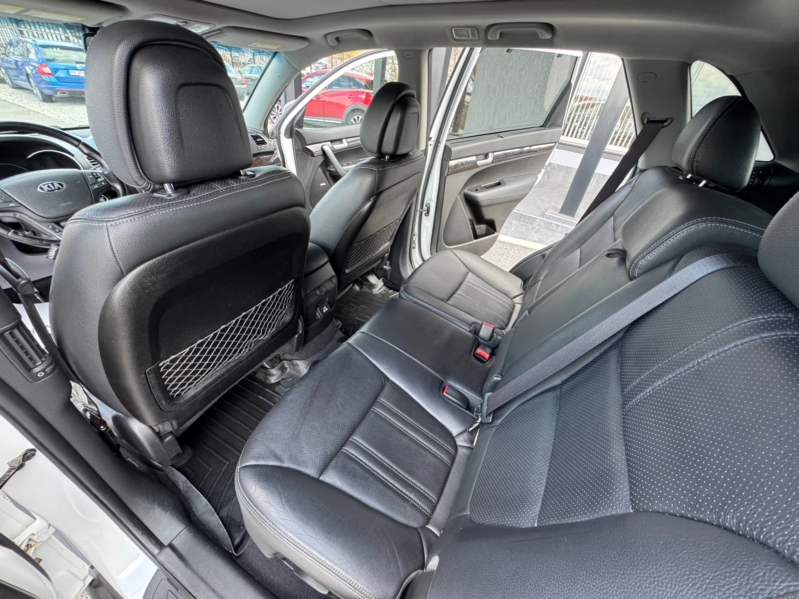 Kia Sorento 3.3 EX V6 4�4 | Mobile.bg � ����������� 11