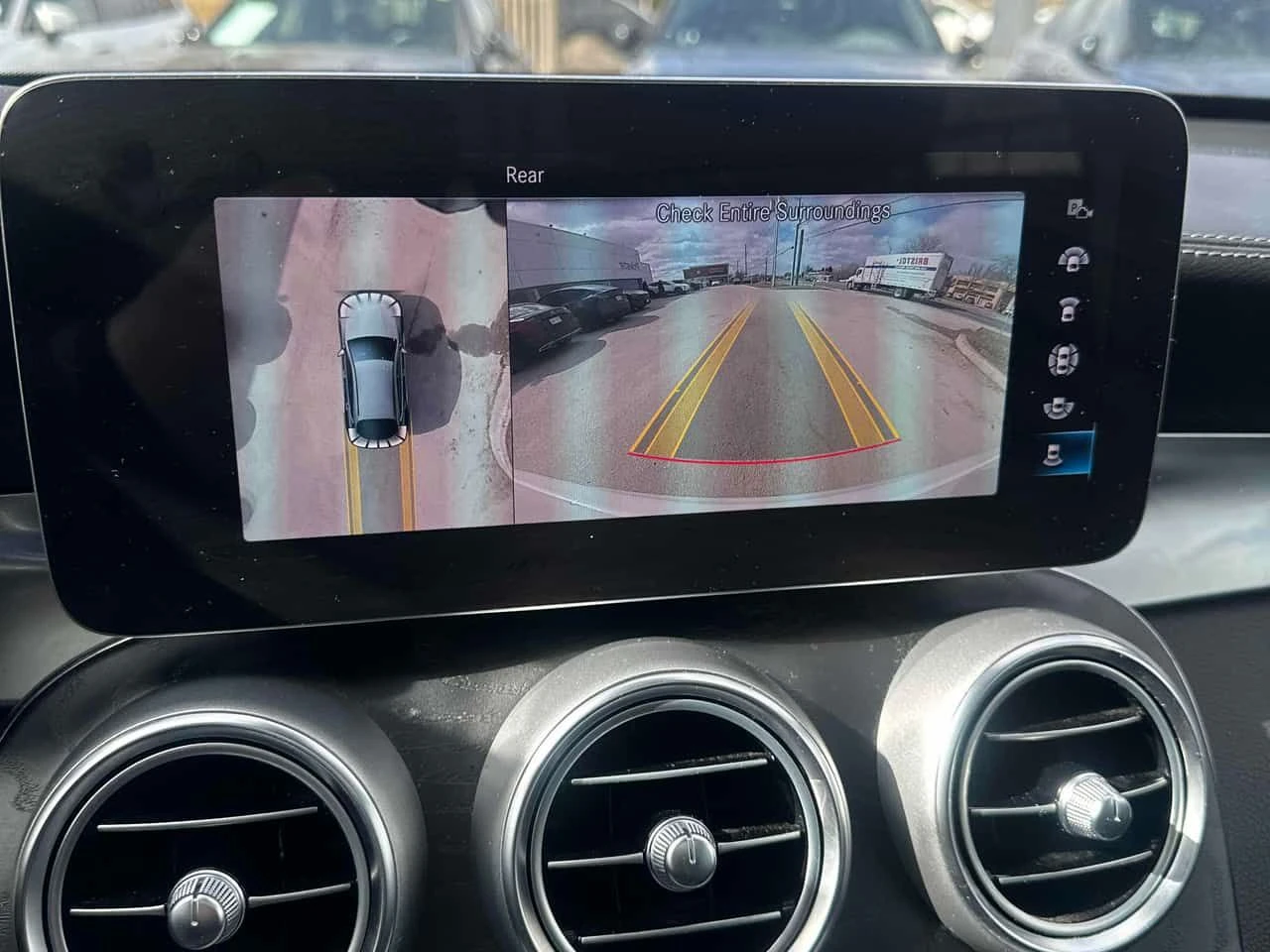 Mercedes-Benz GLC 300  CARFAX, снимка 12 - Автомобили и джипове - 54014774