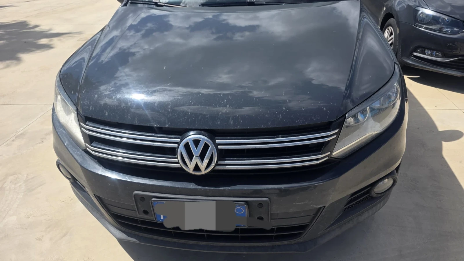 VW Tiguan 2.0 TDI BlueMotion, снимка 4 - Автомобили и джипове - 54228660