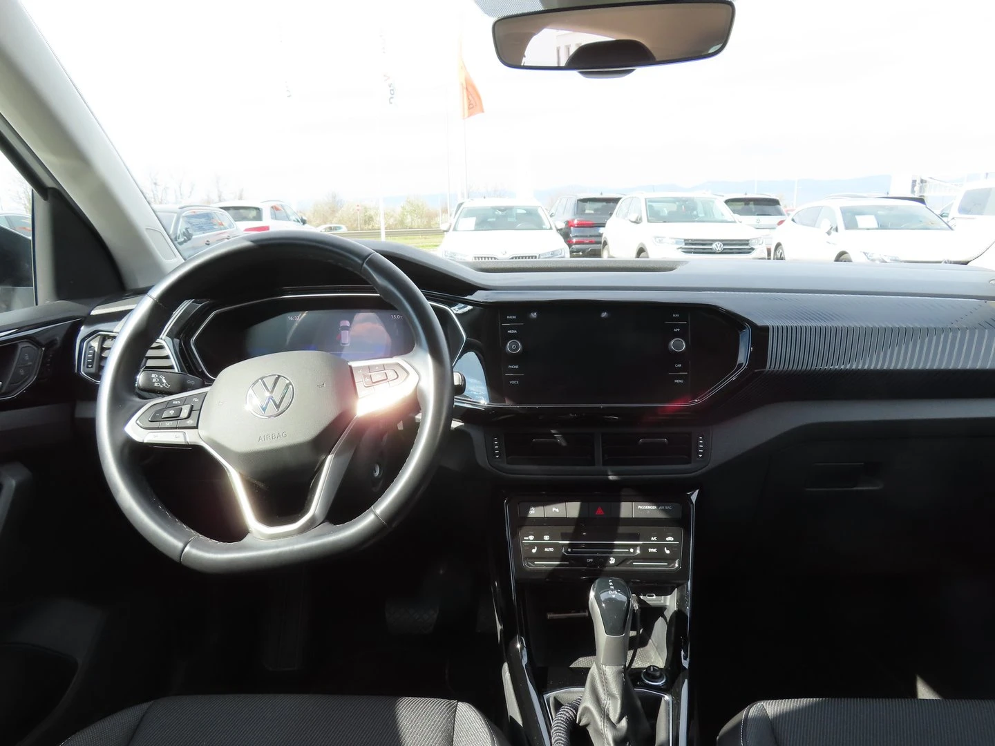 VW T-Cross | Mobile.bg � ����������� 5