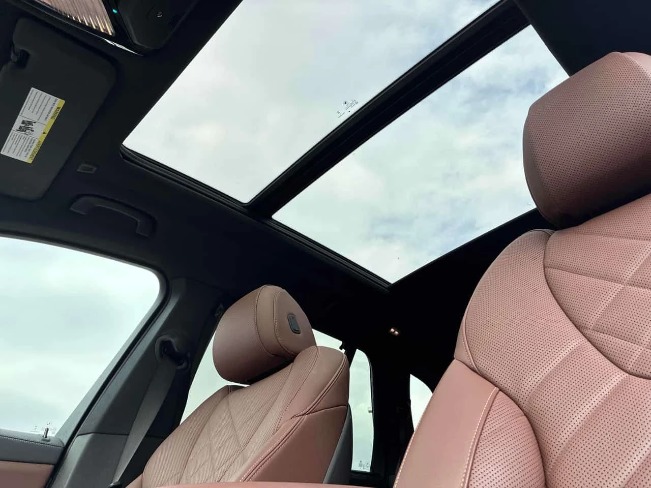 BMW X5 xDrive40i M SPORT/360/Harman Kardon/ДИСТРОНИК/PANO, снимка 14 - Автомобили и джипове - 54360399