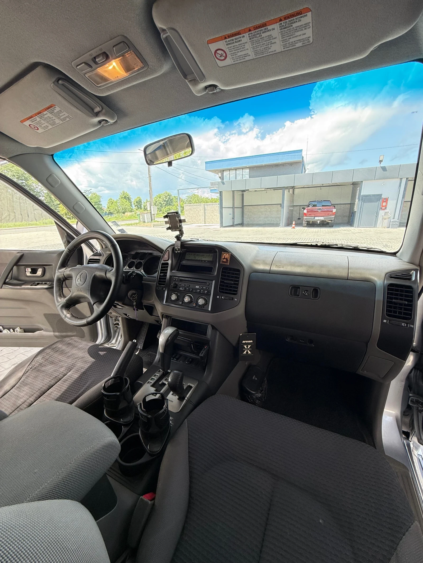 Mitsubishi Pajero 3.2, снимка 14 - Автомобили и джипове - 54947907
