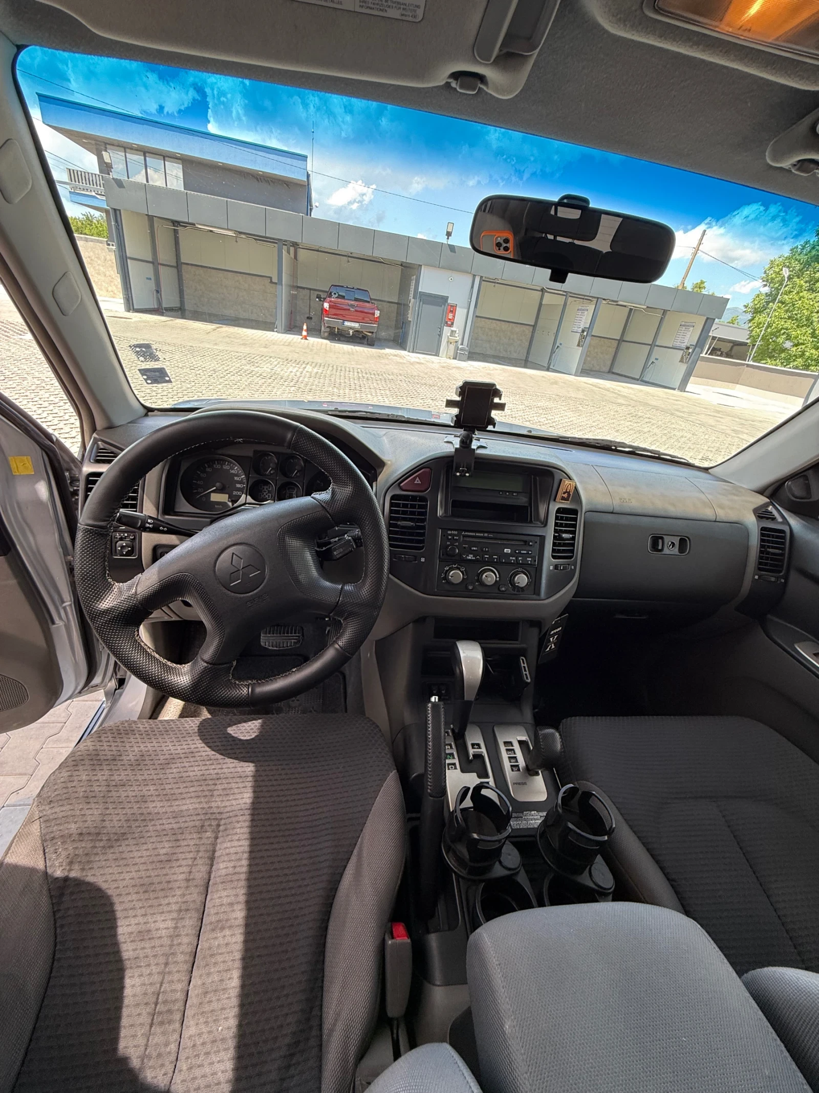 Mitsubishi Pajero 3.2, снимка 8 - Автомобили и джипове - 54947907