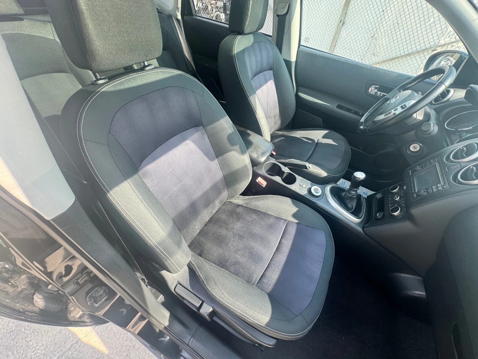 Nissan Qashqai 2.0 Benzin 4x4 J10 Facelift , снимка 14 - Автомобили и джипове - 55036130