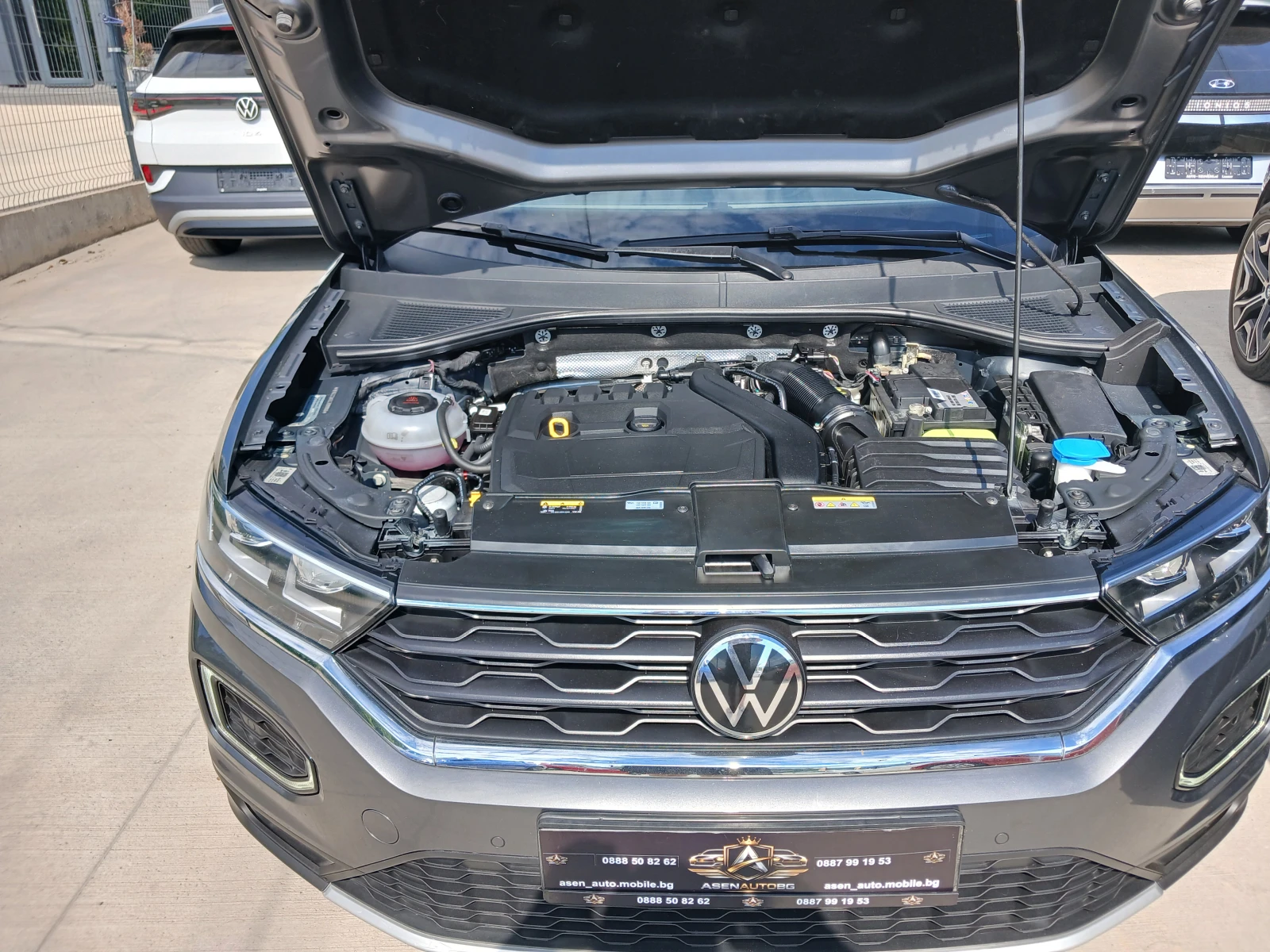 VW T-Roc 1.5 КАМЕРА ДИСКТРОНИК, снимка 14 - Автомобили и джипове - 55191938