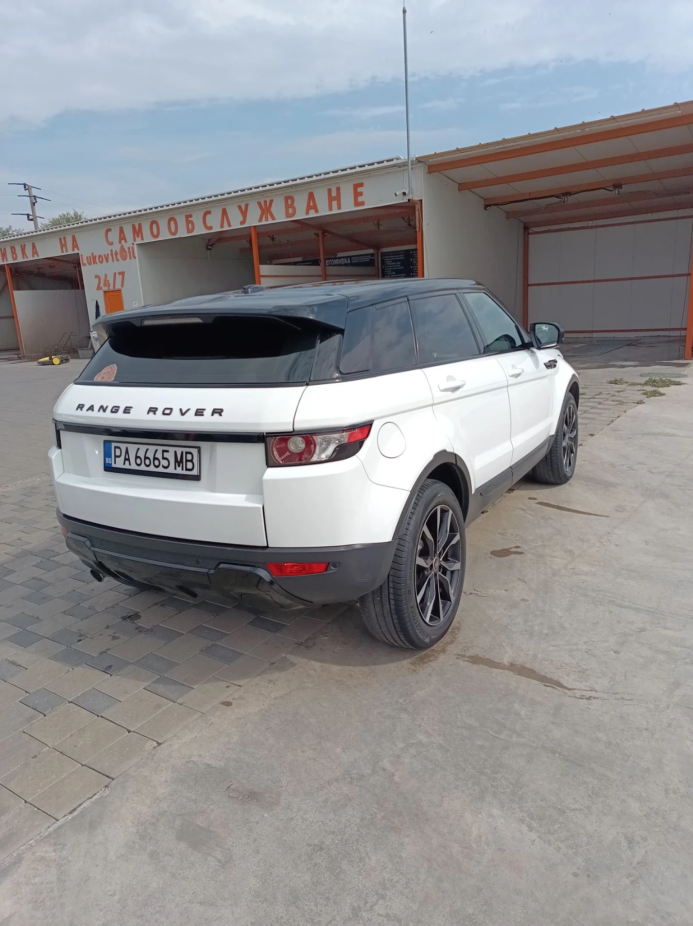 Land Rover Range Rover Evoque 2.2, снимка 6 - Автомобили и джипове - 56054432