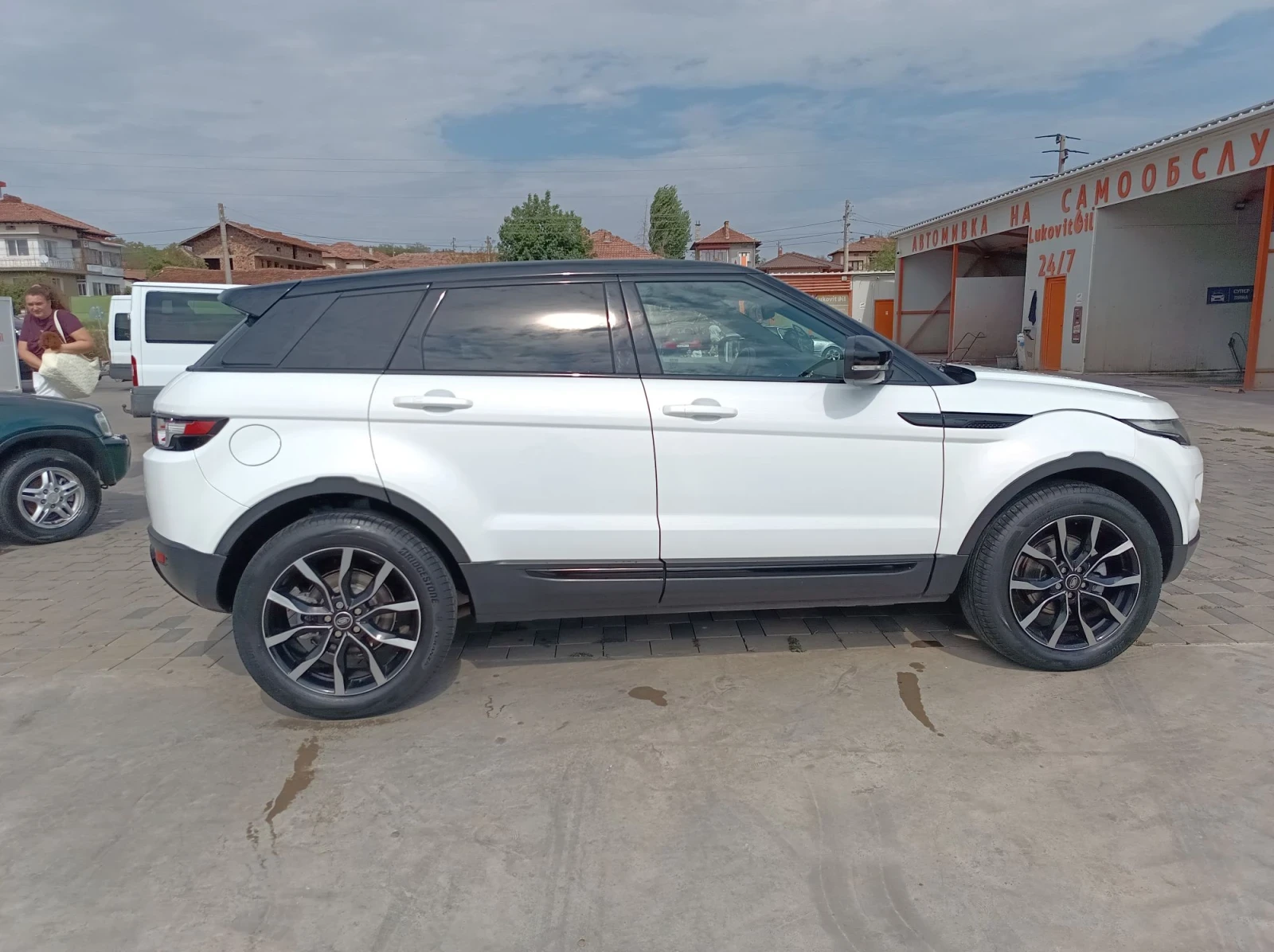 Land Rover Range Rover Evoque 2.2, снимка 3 - Автомобили и джипове - 56054432