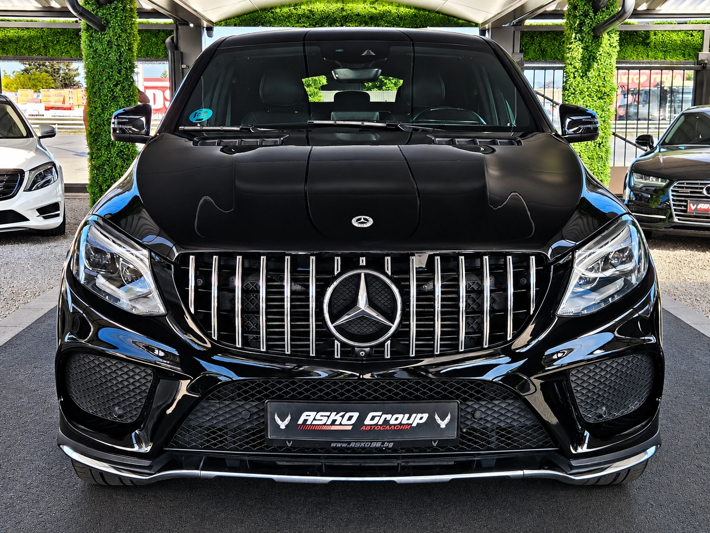 Mercedes-Benz GLE Coupe 350AMG/360CAM/HUD/ПОДГРЕВ/AIRMAT/AMBI/CAR PLAY/LIZ, снимка 2 - Автомобили и джипове - 56117339