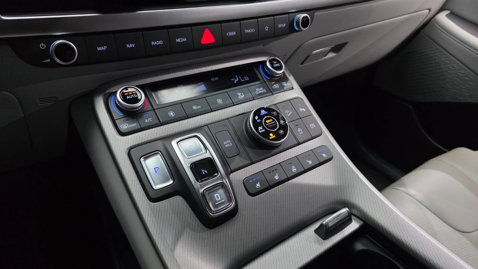 Hyundai Palisade LeBlanc AWD* �����* 360���* ����* HUD* Adapt Cruis | Mobile.bg � ����������� 11
