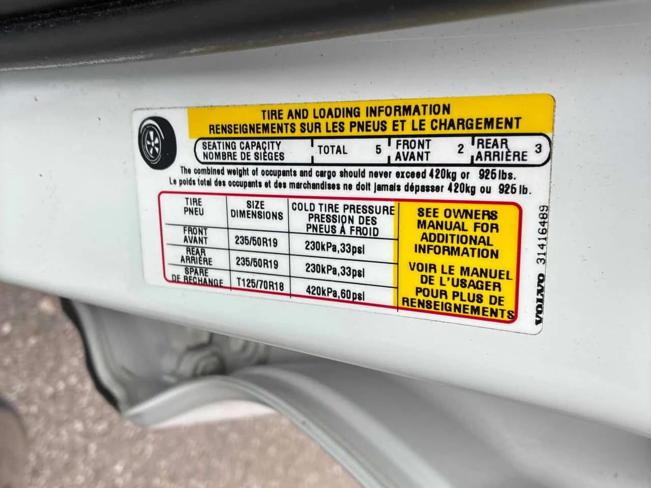 Volvo XC40 * Plus Dark Theme * CARFAX * ЦЕНА ДО БГ, снимка 14 - Автомобили и джипове - 56711018