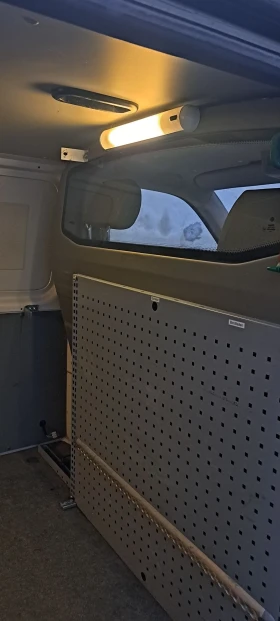 VW Transporter VW Transporter 2.0* TDI 140k.c КЛИМА/БЛИТУТ, снимка 15