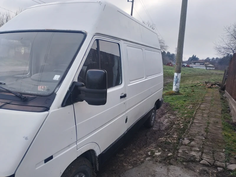 Renault Trafic 2.5
