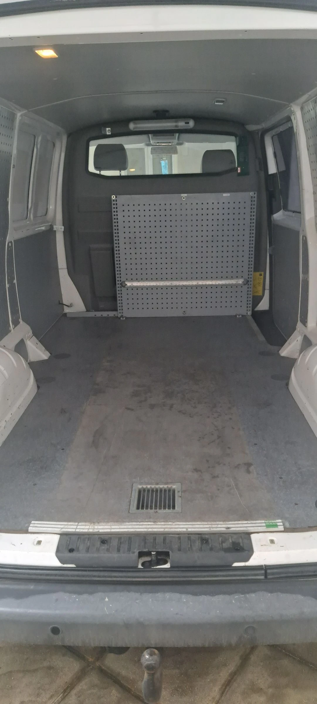 VW Transporter VW Transporter 2.0* TDI 140k.c �����/������ | Mobile.bg � ����������� 11