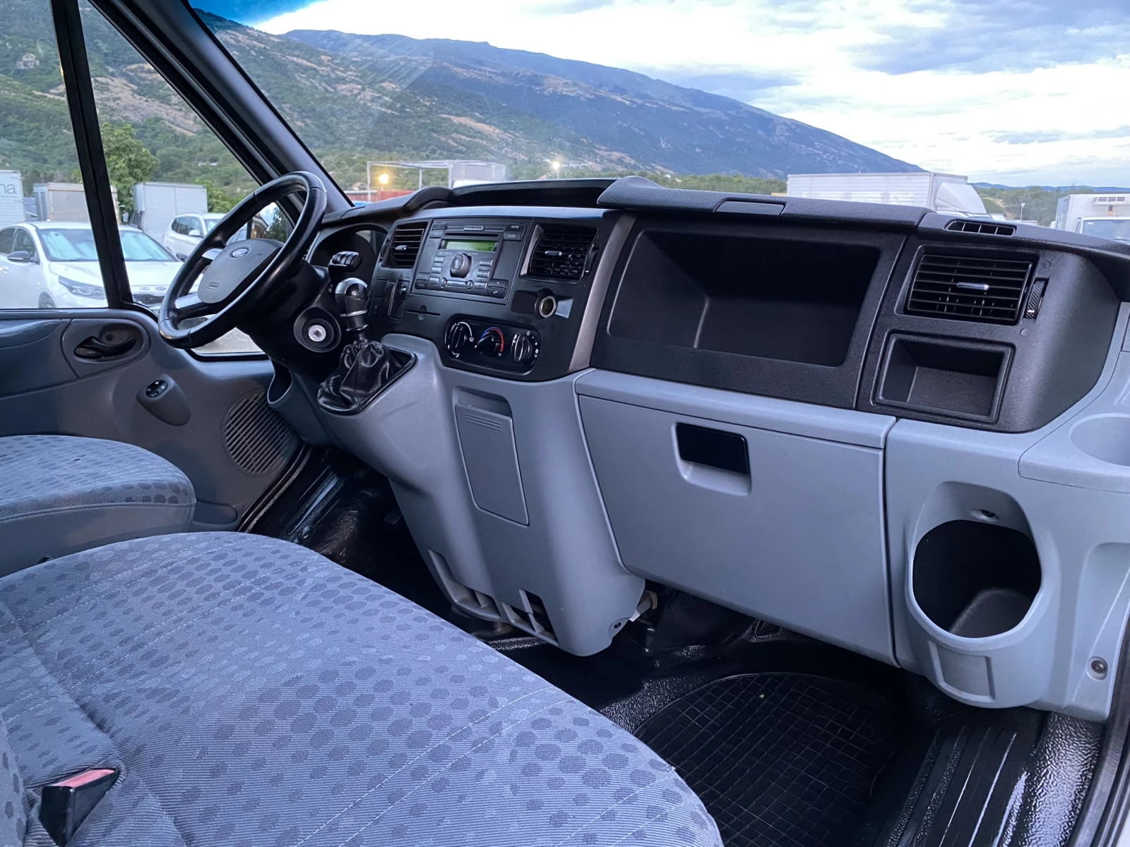 Ford Transit -2.2TDCI-125k.c./-2012г./КАТО-НОВ, снимка 9 - Бусове и автобуси - 55704356
